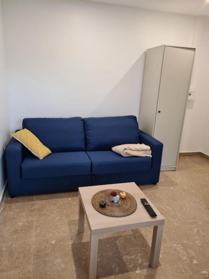 Studio Independant Et Bien Equipe Avec Veranda Commune 뇌이쉬르마른 외부 사진